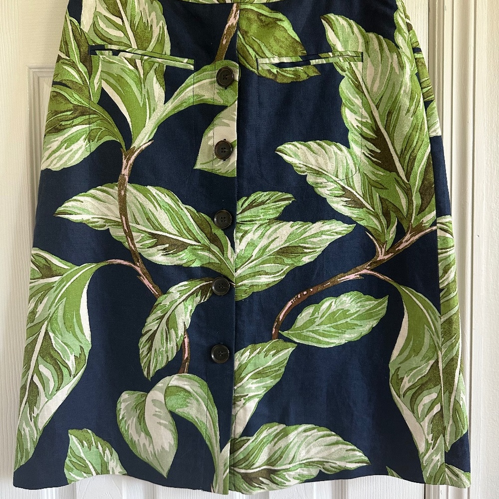 Ann Taylor Navy and Green Palm leaf print linen blend skirt size 6